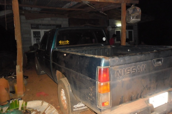 NISSAN BIGM KINGCAB - BDi 2.5 MT ปี 96 รถบ้านสวยจอโค้ง บางๆเดิมๆ ภายในเก๋งคอนโซลสวยครบพร้อม แอร์เย็น พวงมาลัยเพาเวอร์ กระบะปูพื้นลายเนอร์ ช่วงล่างดีคัชซีไม่มีผุไม่มีบวม ยางสภาพดีพร้อมใช้งาน เอกสารทะเบียนภาษีครบไม่มีขาดพร้อมโอน ราคาต่อรองได้ครับ