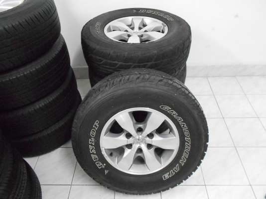 ขายล้อแม็ก Toyota Fortuner ขอบ 16 พร้อมยางปลายปี 10