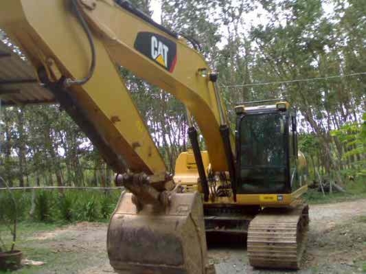 รถแบคโฮ CAT 320D     2400 ซม.  สนใจติดต่อ 081 - 6079515