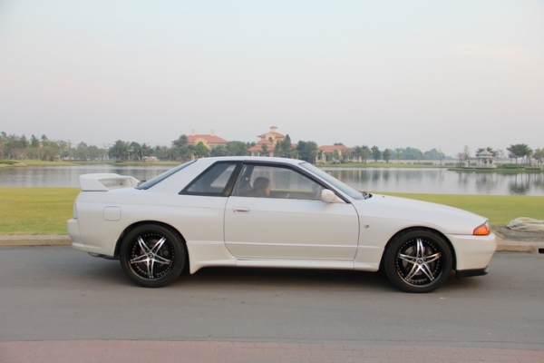 ฝากด้วยคับ ล้อขอบ18" ของใหม่ 5/120 กว้าง7.5 ออฟ 40 ราคาโดนใจ