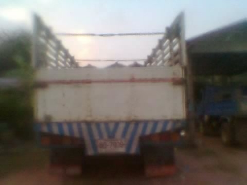 ขายอีซูซุรถวิ่งล่องหลังถนน เครื่อง 175 แรง  ราคา 720,000 บาท เจ้าของขายเอง