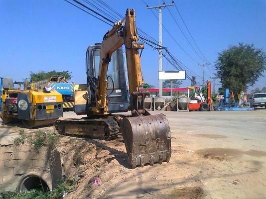 ขายด่วน!..รถขุด KOMATSU PC30-3 รถสวย พร้อมลุย!.