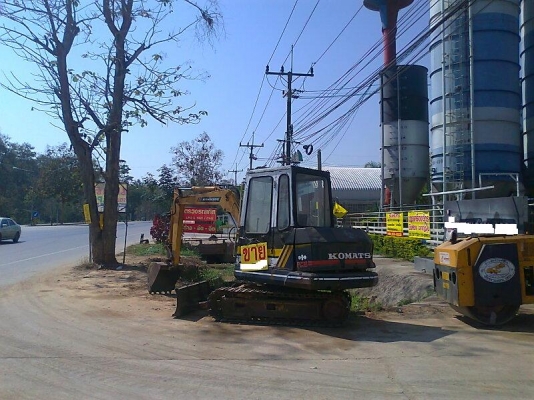 ขายด่วน!..รถขุด KOMATSU PC30-3 รถสวย พร้อมลุย!.