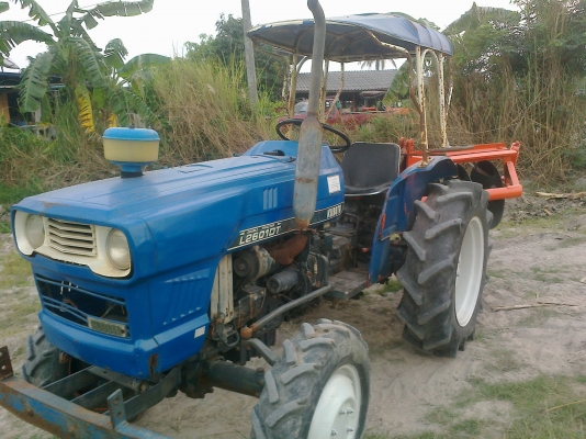 ขายรถไถ KUBOTA L2601DT4WD พร้อมใช้งาน