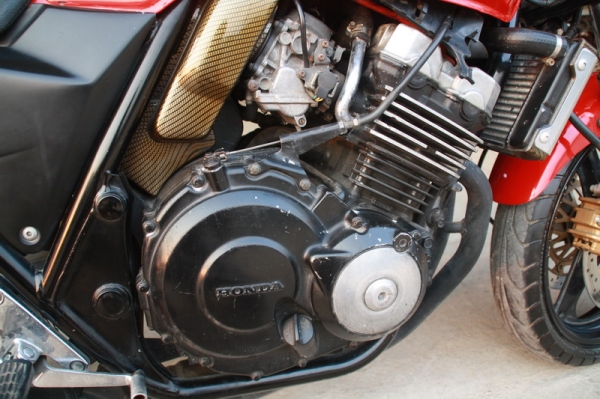 ขาย CB 400 ปี 95 เวอร์ชั่น R อินวอยสรรพสามิตแท้ เครื่องดีท้ายแต่ง ปลายโยชิ 72000 ขาย CB 400 ปี 95 เวอร์ชั่น R อินวอยสรรพสามิตแท้ เครื่องดีท้ายแต่ง ปลายโยชิ 72000