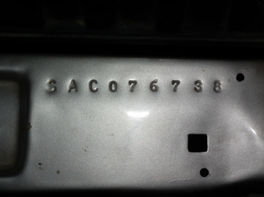 ขาย BIG M ปี 96 เครื่อง 2.5 จอโค้ง ทะเบียนเต็มพร้อมโอน คลัสซีสวยไม่มีต่อไม่มีดามไม่มีผุ