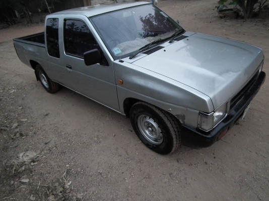 ขาย BIG M ปี 96 เครื่อง 2.5 จอโค้ง ทะเบียนเต็มพร้อมโอน คลัสซีสวยไม่มีต่อไม่มีดามไม่มีผุ