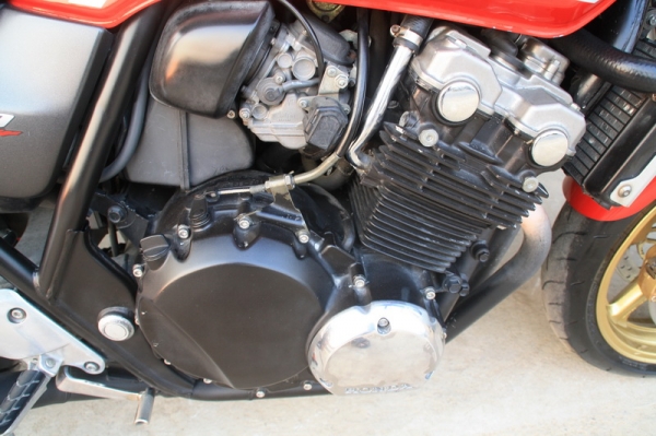 ขาย CB 400 เทค 1  ปี 2000 สรรพสามิตแท้ เครื่องดี สภาพสวยจัด 99000