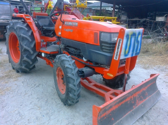 ขายรถไถ KUBOTA L4508 สภาพพร้อมใช้งาน