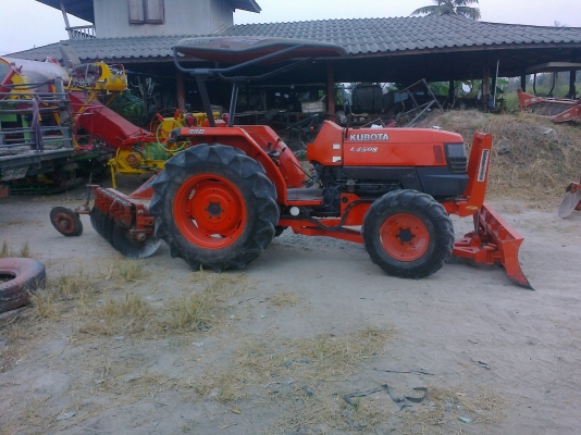 ขายรถไถ KUBOTA L4508 สภาพพร้อมใช้งาน