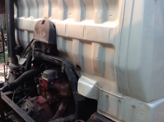 ขายหกล้อFB น้ำมัน 120 เครื่อง WO4D. รถปี38. กระจกไฟฟ้ารถสวยเดิมๆเลย