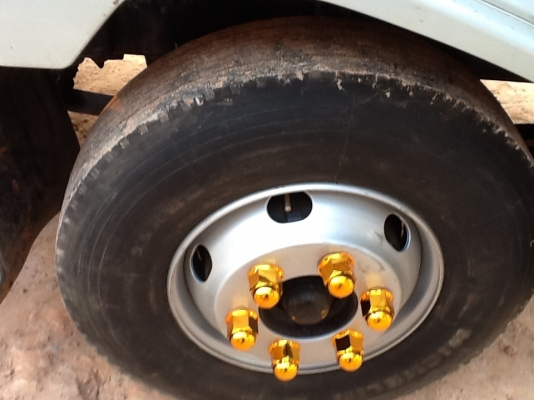 ขายหกล้อFB น้ำมัน 120 เครื่อง WO4D. รถปี38. กระจกไฟฟ้ารถสวยเดิมๆเลย