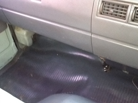 ขายหกล้อFB น้ำมัน 120 เครื่อง WO4D. รถปี38. กระจกไฟฟ้ารถสวยเดิมๆเลย