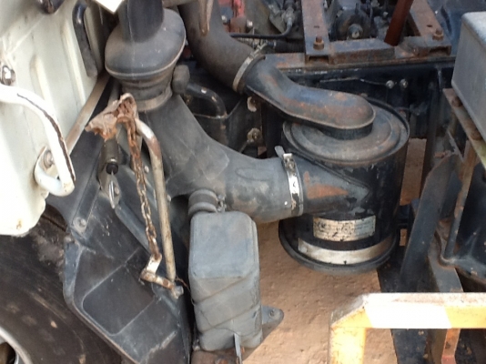 ขายหกล้อFB น้ำมัน 120 เครื่อง WO4D. รถปี38. กระจกไฟฟ้ารถสวยเดิมๆเลย