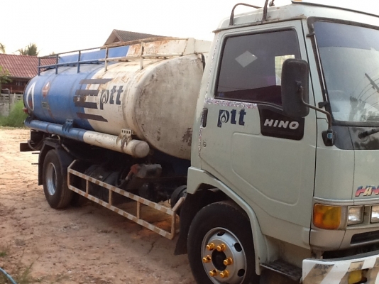 ขายหกล้อFB น้ำมัน 120 เครื่อง WO4D. รถปี38. กระจกไฟฟ้ารถสวยเดิมๆเลย