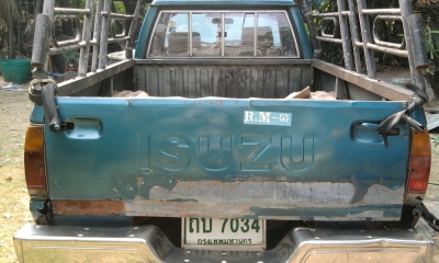 ขาย อีซูซุ KB แคป เครื่อง 2500  เครื่องดีครับขับกลับได้เลย ทะเบียนเต็ม ชุดโอนพร้อม