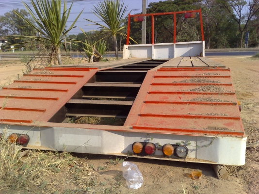 ขายหางบรรทุกแบคโฮ 200 ต่อใหม่เหล็ก H บีมใส่กับรถ MITSUFUSO