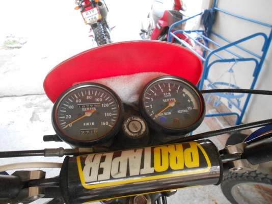 ขาย YAMAHA DT125 โช๊คคู่ สีแดง 55,000.- ทะเบียนแท้ๆๆๆๆ