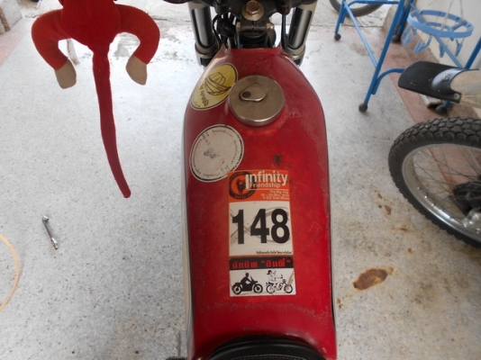 ขาย YAMAHA DT125 โช๊คคู่ สีแดง 55,000.- ทะเบียนแท้ๆๆๆๆ