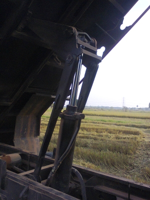 ขายดั้มเกษตร FB2WG 120แรง รถห้างแท้