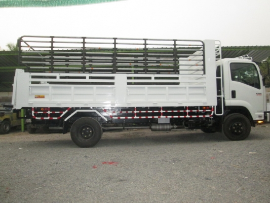 รับติดตั้งประกอบดั้มพ์  รถ 6 ล้อ 10 ล้อ รถปิ๊กอัฟ ติดตั้งเครน  ราคากันเอง ต่อเร็ว รับรองความแข็งแรงโดยวิศวกร