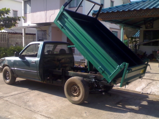 รับติดตั้งประกอบดั้มพ์  รถ 6 ล้อ 10 ล้อ รถปิ๊กอัฟ ติดตั้งเครน  ราคากันเอง ต่อเร็ว รับรองความแข็งแรงโดยวิศวกร