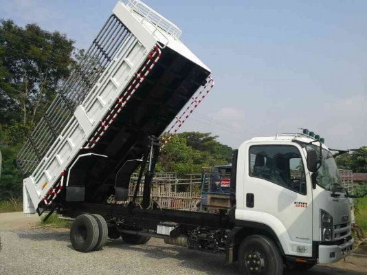 รับติดตั้งประกอบดั้มพ์  รถ 6 ล้อ 10 ล้อ รถปิ๊กอัฟ ติดตั้งเครน  ราคากันเอง ต่อเร็ว รับรองความแข็งแรงโดยวิศวกร