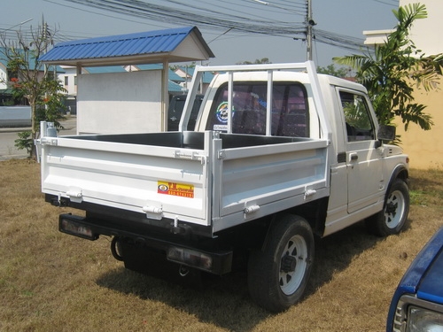 รับติดตั้งประกอบดั้มพ์  รถ 6 ล้อ 10 ล้อ รถปิ๊กอัฟ ติดตั้งเครน  ราคากันเอง ต่อเร็ว รับรองความแข็งแรงโดยวิศวกร