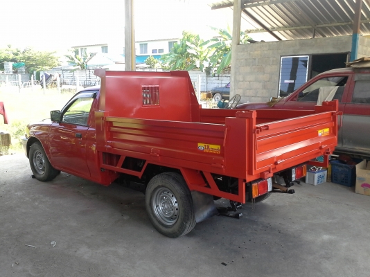 รับติดตั้งประกอบดั้มพ์  รถ 6 ล้อ 10 ล้อ รถปิ๊กอัฟ ติดตั้งเครน  ราคากันเอง ต่อเร็ว รับรองความแข็งแรงโดยวิศวกร