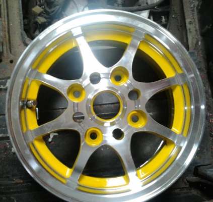 แม็กซ์ 12