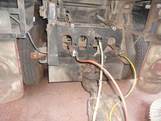 ISUZU FXZ240 เทอร์โบว์ มีระบบพ่วง ขายไปพระแท่นดงรังแล้วจ๊ะ ISUZU FXZ240 เทอร์โบว์ มีระบบพ่วง ขายไปพระแท่นดงรังแล้วจ๊ะ