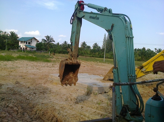 PC20-7 รถน่าใช้ สวยเดิม สภาพดี แน่นๆ