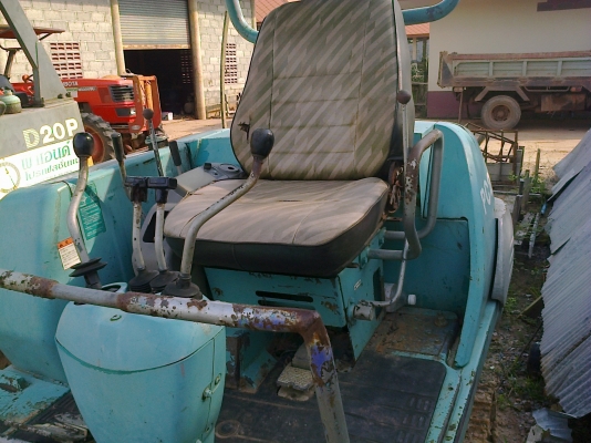 PC20-7 รถน่าใช้ สวยเดิม สภาพดี แน่นๆ