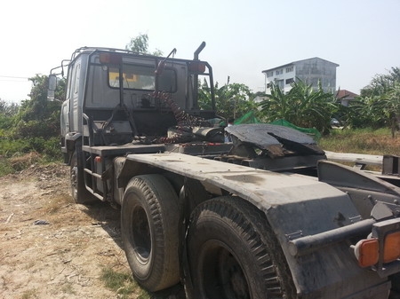 นิสันหัวสามใบปัดเครื่องPE6T290พร้อมหางพื้นครับ