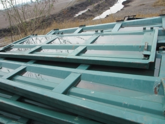 ขายเหล็กแผงข้างรถสิบล้อ ของ PANUS สภาพดีถ้าจะทำกระบะใหม่ลองพิจารณาดูอันนี้ครับคุ้มๆ