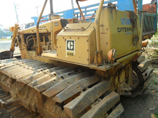 Catterpillar D5B Catterpillar D5B