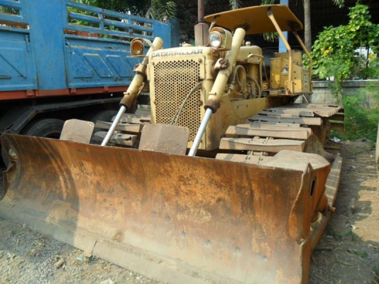 Catterpillar D5B Catterpillar D5B
