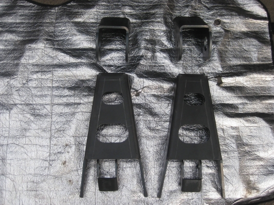 ชายอุปกรณ์ สำหรับรถวางคานแข็ง