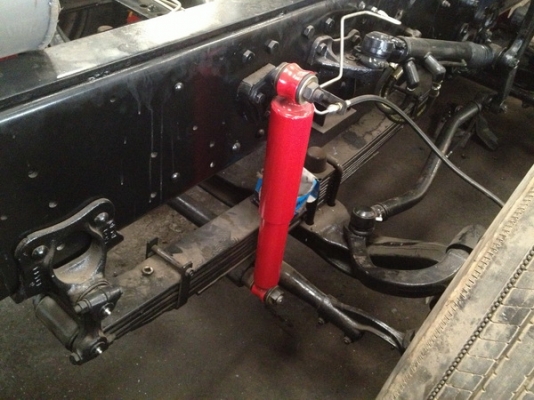 คันนี้ก็รีบจองเลยกำลังเก็บงานอยู่ HINO PROFIA 12 ล้อเครื่อง P11 C 335 แรงม้า คัชซียาว 7 เมตรมีทะเบียนทำใหม่ทั้งคันสภาพเหมือนใหม่จากห้าง