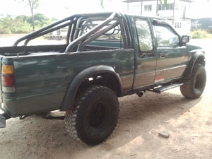 ขาย 4 WD อีซูซุ tfr สภาพพร้อมลุย ปี95