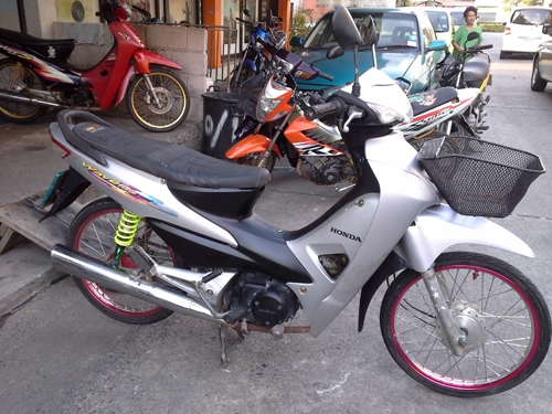 wave 100 ubox ปี 48 เทา ดำ เครื่องดี หัวสะอาด เอกสารครบ ภาษี พรบ. พ.ย 56