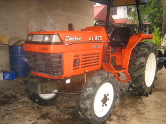 ขาย คูโบต้า L1  255 แห้งๆๆ 4WD