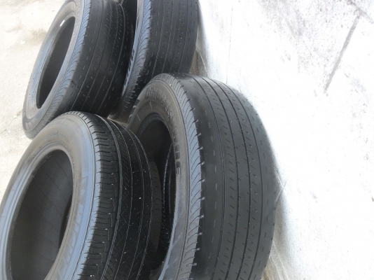 ยาง 215/65R16