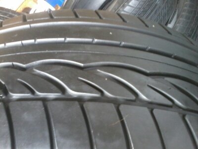 ขายยาง205/55/16 ปี 11 DUNLOP SP 01 1 ชุด