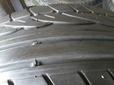 ขายยาง205/55/16 ปี 11 DUNLOP SP 01 1 ชุด