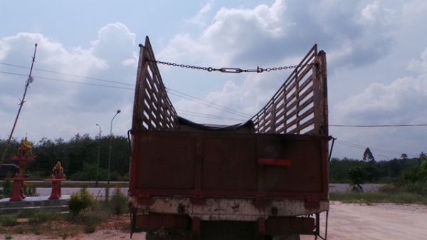 HINO 226 เครื่อง EM100 เล่มพร้อมค่ะ HINO 226 เครื่อง EM100 เล่มพร้อมค่ะ