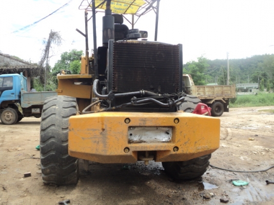 ขายซากรถตักล้อยางโกเบลโก้ LK 600