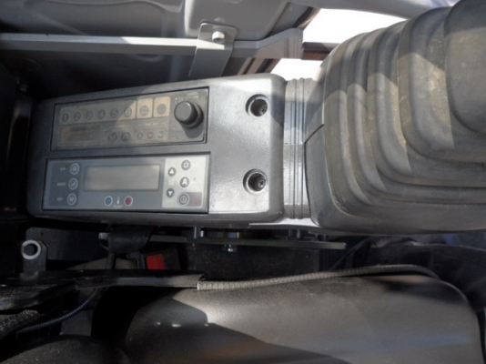 ขายรถนอกนำเข้า Kobelco SK135SRLC-1 ขายรถนอกนำเข้า Kobelco SK135SRLC-1