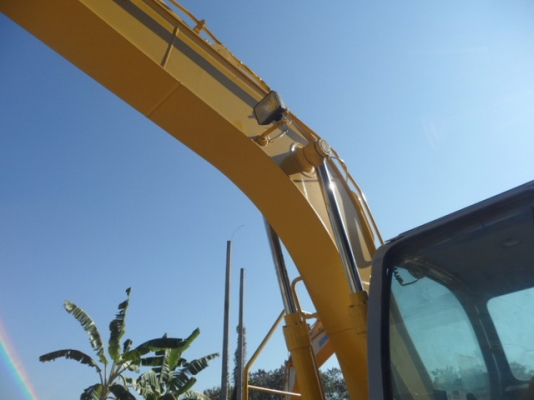 ขายรถนอกนำเข้า Kobelco SK135SRLC-1 ขายรถนอกนำเข้า Kobelco SK135SRLC-1