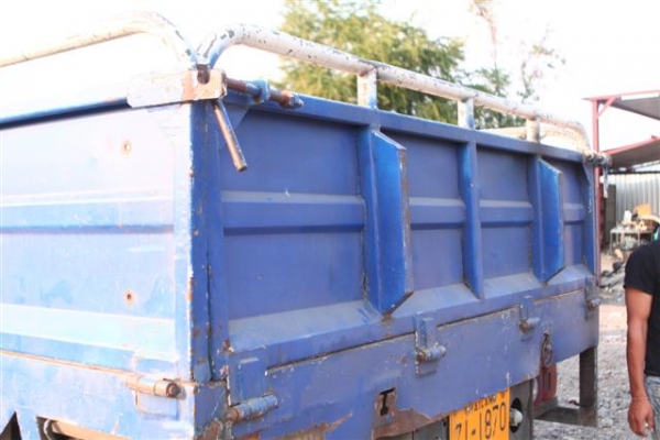 ขายกระบะรถ 6ล้อ *ยาว 6.2เมตร/กว้าง 2.45เมตร